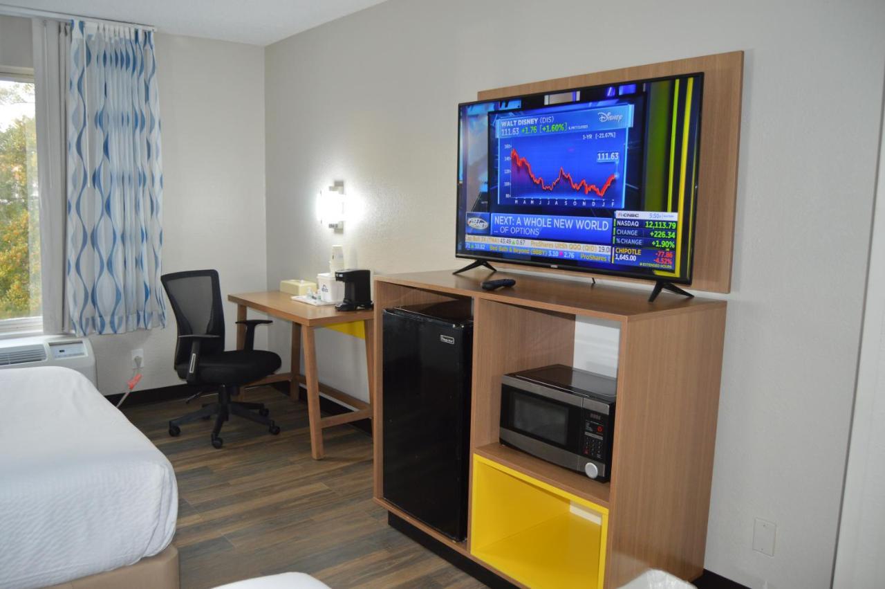 Days Inn By Wyndham Marietta-Atlanta-Delk Road Eksteriør billede