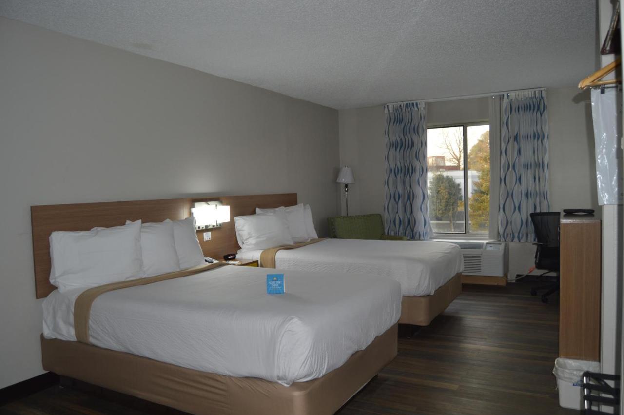 Days Inn By Wyndham Marietta-Atlanta-Delk Road Eksteriør billede